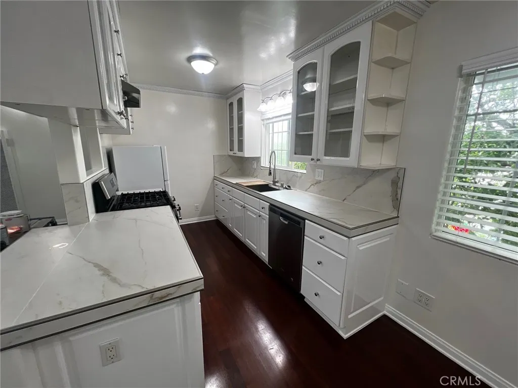 Additional image 13 of 323 S Francisca Ave, Redondo Beach, CA 60277