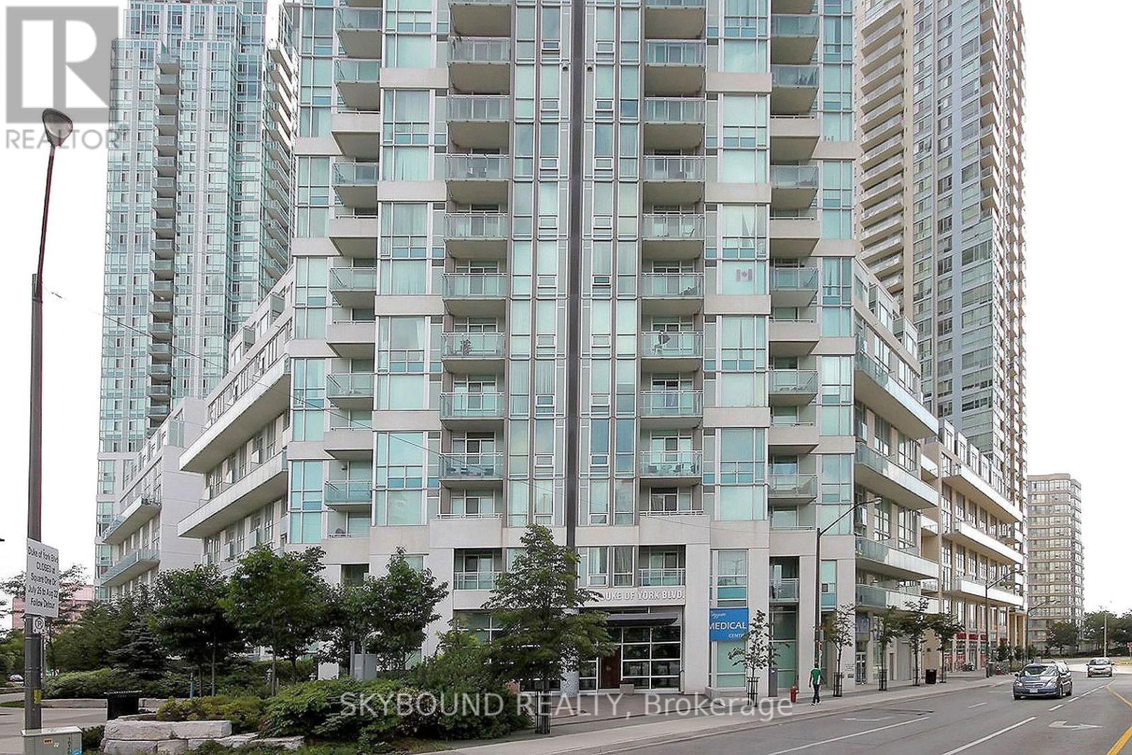 Property image for 701 - 3939 DUKE OF YORK BOULEVARD|Mississauga (City Centre), Ontario L5B4N2