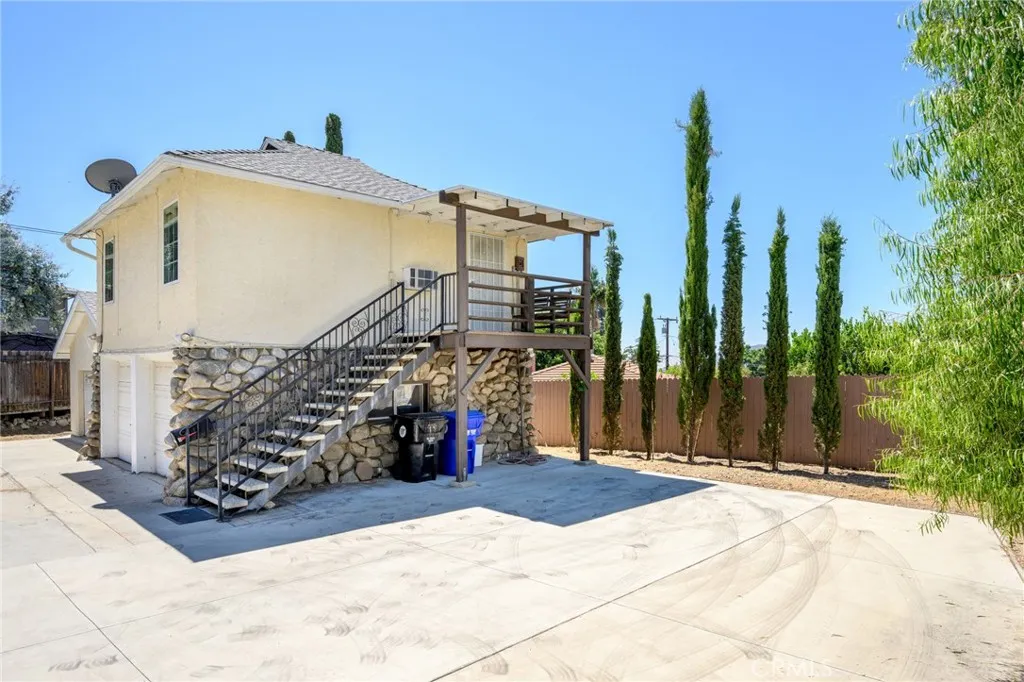 Additional image 45 of 2526 Foothill Boulevard Unit 1/2, La Crescenta, CA 91214