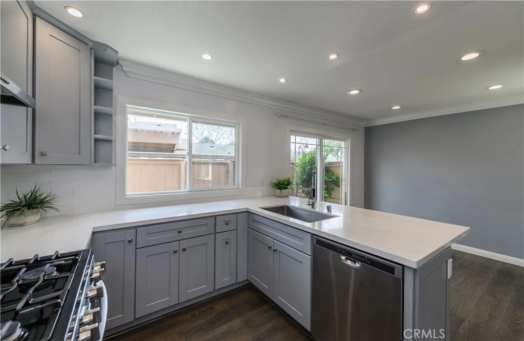 Additional image 14 of 2 Hollowglen Unit 7, Irvine, CA 92604