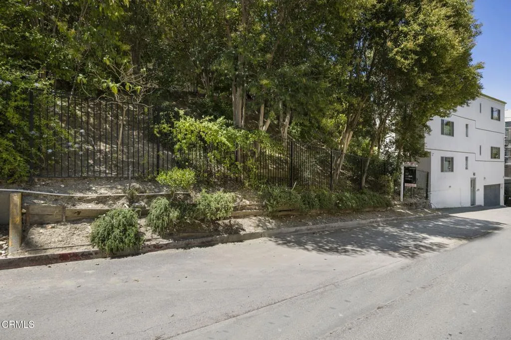 Additional image 64 of 3551 Dixie Canyon Place, Los Angeles, CA 91423