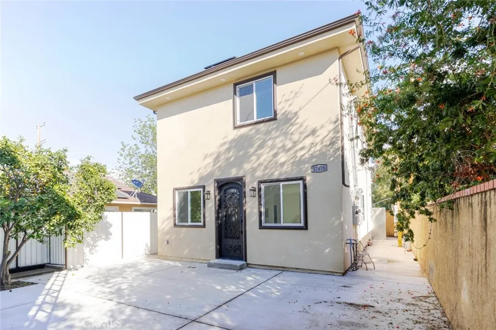 Additional image 3 of 17426 Roscoe Boulevard, Northridge, CA 91325