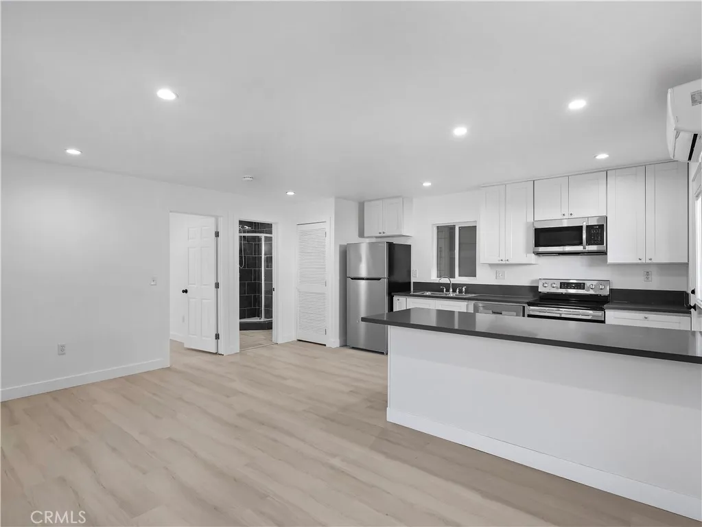 Additional image 31 of 8828 Chimineas Avenue, Northridge, CA 91325