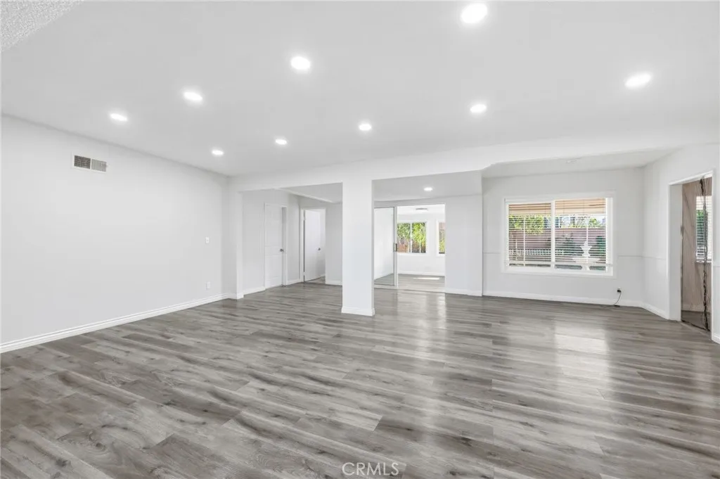 Additional image 25 of 10418 Gothic Avenue, Granada Hills, CA 91344