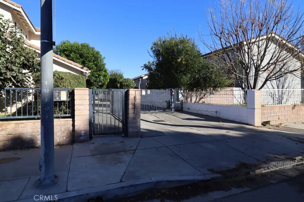 Additional image 5 of 16731 Parthenia Street Unit 3, Northridge, CA 91343