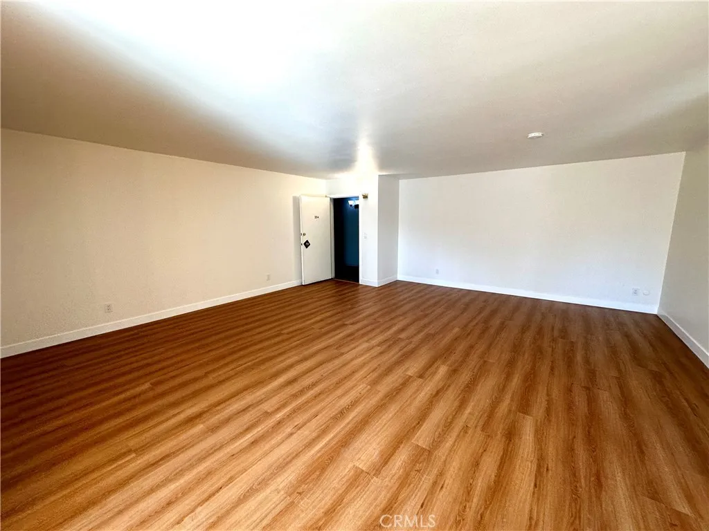 Additional image 4 of 120 S Sierra Madre Blvd Unit 204, Pasadena, CA 91107