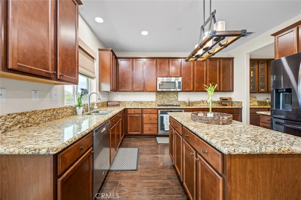 Additional image 5 of 25589 Foxglove Ln, Corona, CA 92883