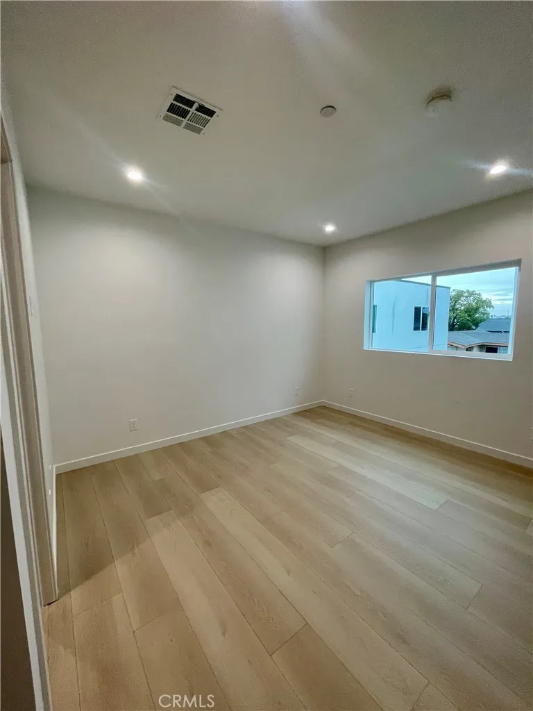 Additional image 50 of 613 W 41st Place Unit 1/2, Los Angeles, CA 90037