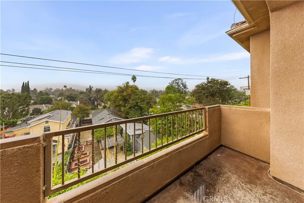 Additional image 43 of 11218 Camarillo Street Unit 404, Toluca Lake, CA 91602