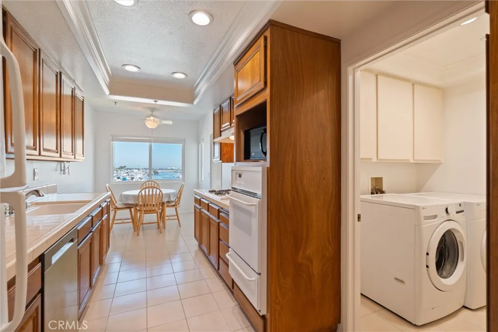 Additional image 13 of 2872 Coast Cir Unit 303, Huntington Beach, CA 92649