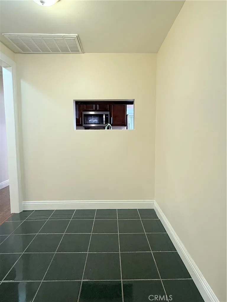 Additional image 80 of 1907 Carmona, Los Angeles, CA 90016