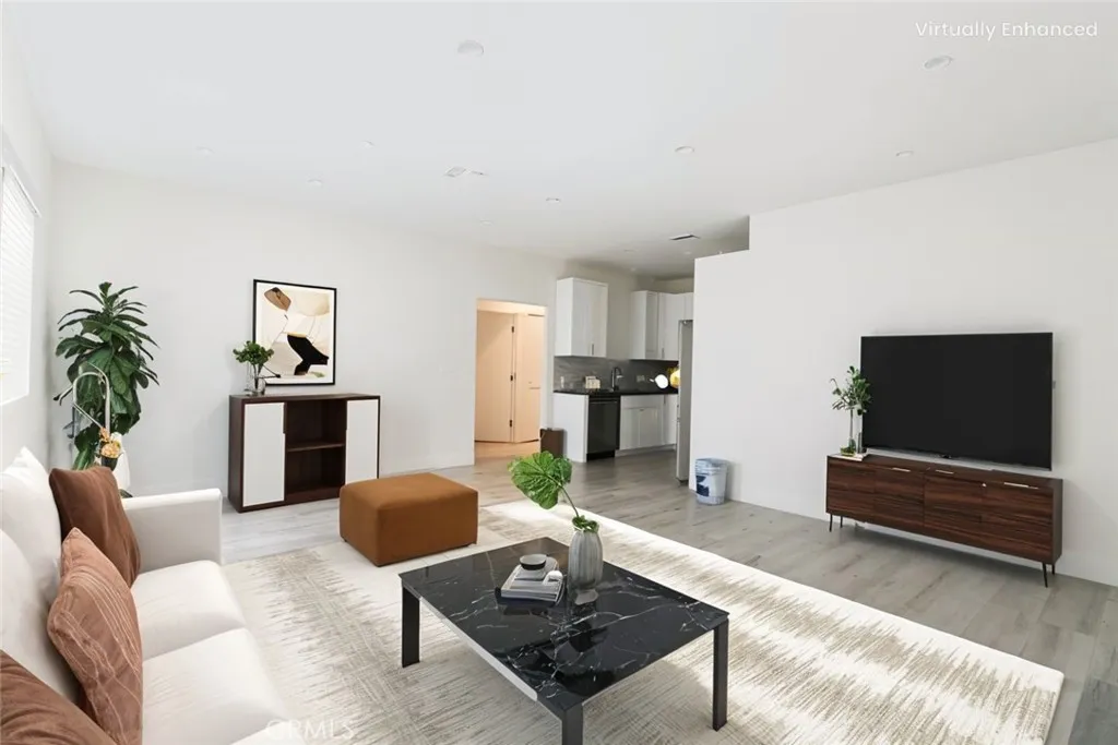 Additional image 3 of 14254 Erwin Street, Van Nuys, CA 91401