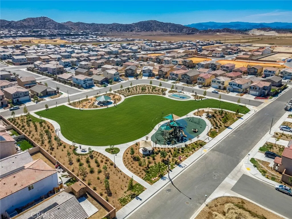 Additional image 40 of 28876 Camaro Dr, Winchester, CA 92596