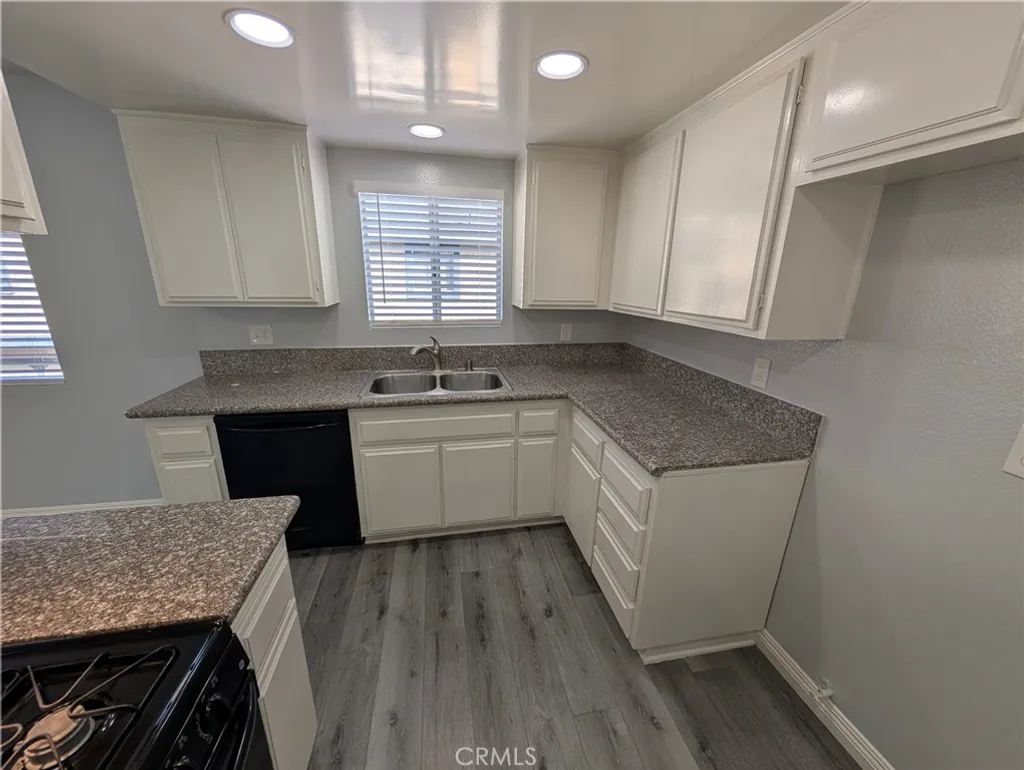 Additional image 26 of 527 E Colorado Boulevard Unit B, Monrovia, CA 91016