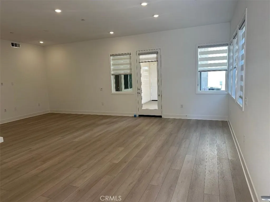 Additional image 3 of 512 Nielson, Irvine, CA 92618