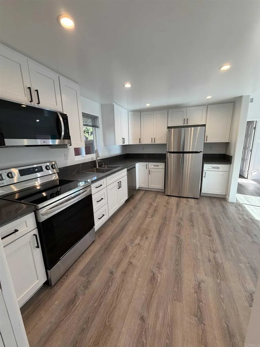 Additional image 6 of 3817 Rojo Tierra Road, La Mesa, CA 91949