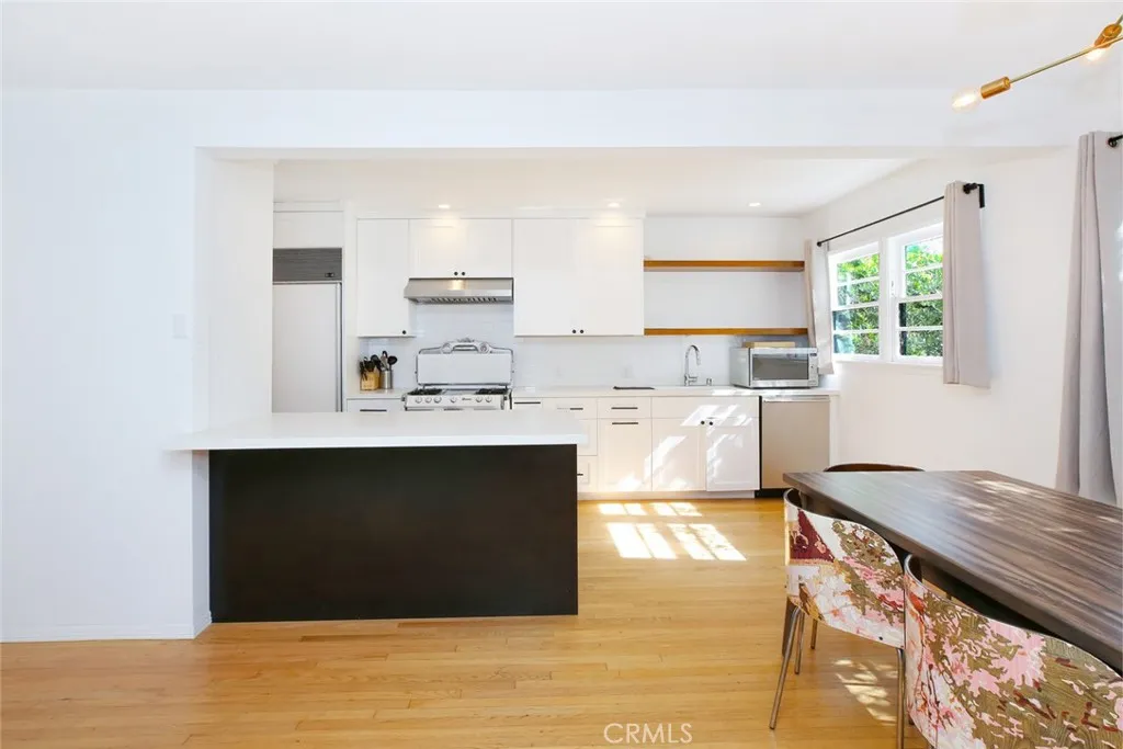 Additional image 6 of 1113 Amoroso Place, Venice, CA 90291