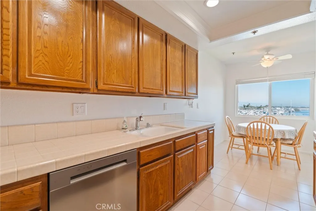 Additional image 15 of 2872 Coast Cir Unit 303, Huntington Beach, CA 92649