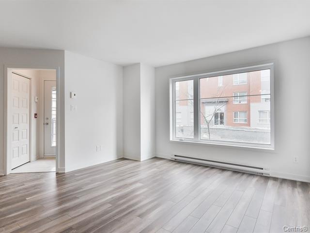 7220 Rue de Lunan|#4|Brossard, Quebec J4Y0P9