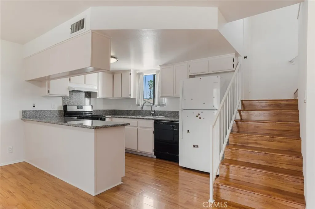 Additional image 9 of 1129 Linden Avenue Unit 5, Glendale, CA 91201