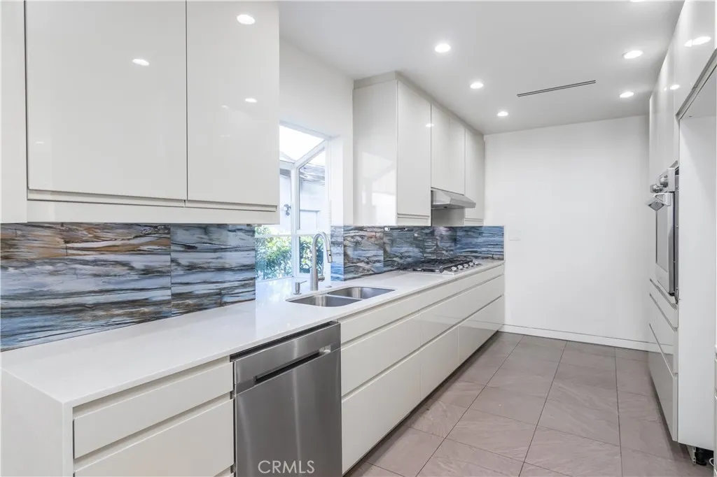 Additional image 9 of 15439 Vose, Van Nuys, CA 91406