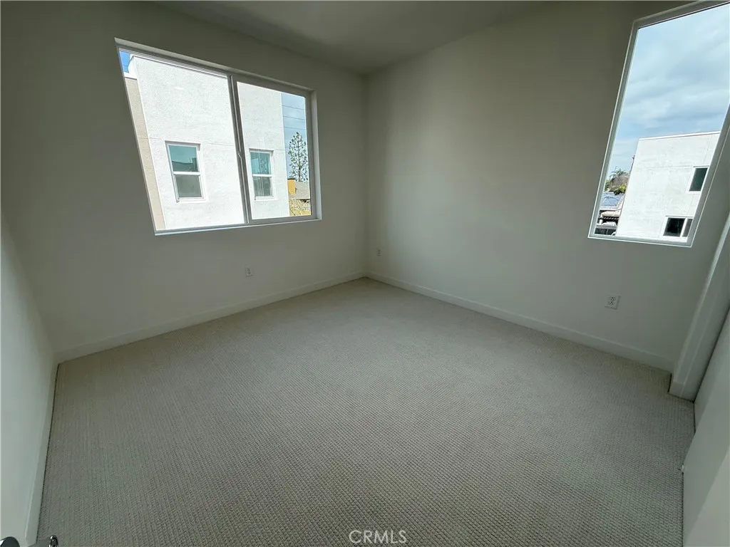 Additional image 26 of 693 S Lyon Street, Santa Ana, CA 92705