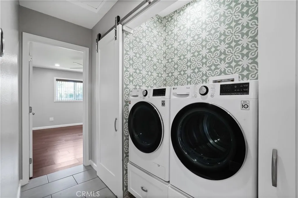 Additional image 19 of 20247 Kinzie Street, Chatsworth, CA 91311