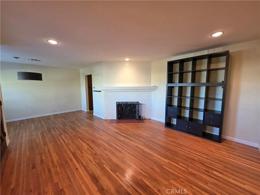 Additional image 31 of 7457 Wish, Lake Balboa, CA 91406