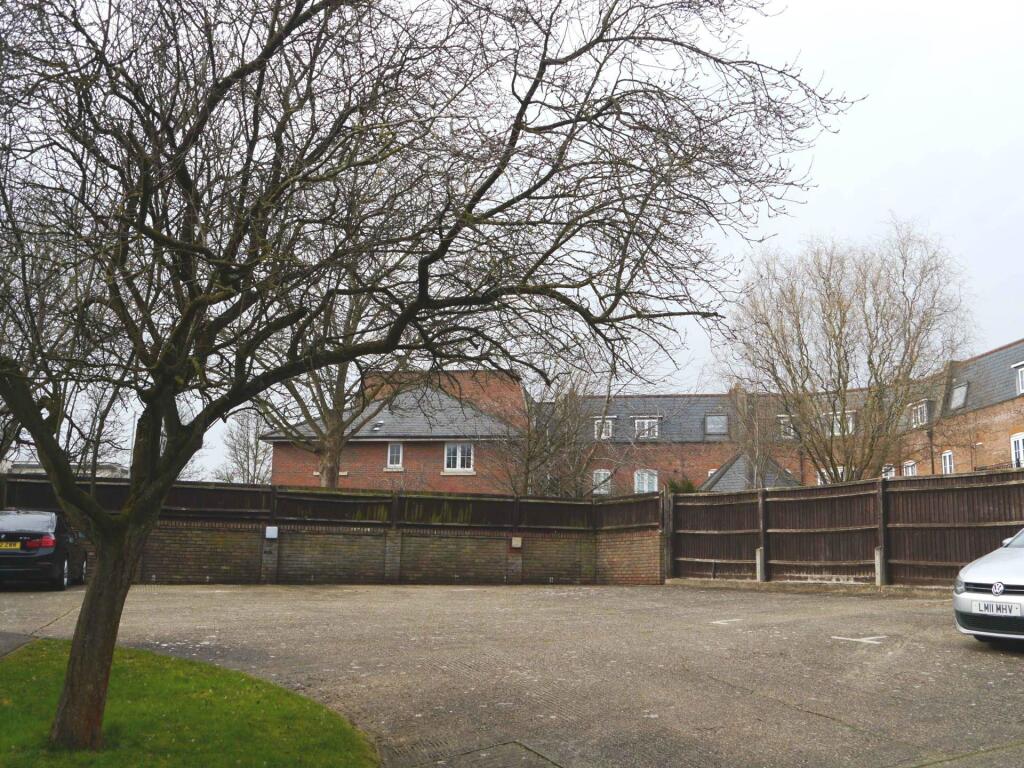 Additional image 17 of Newlands, Old Hertford Road