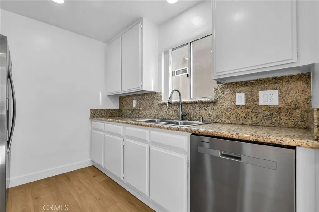 Additional image 30 of 712 5th Street, Hermosa Beach, CA 90254