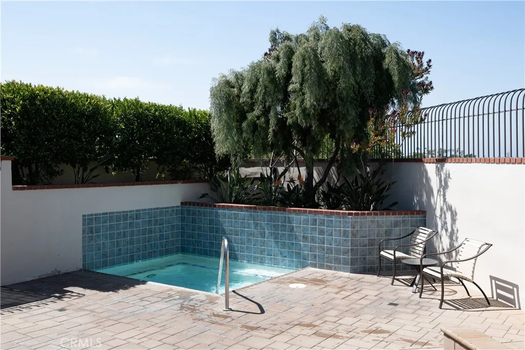 Additional image 48 of 2001 Yacht Resolute, Newport Beach, CA 92660