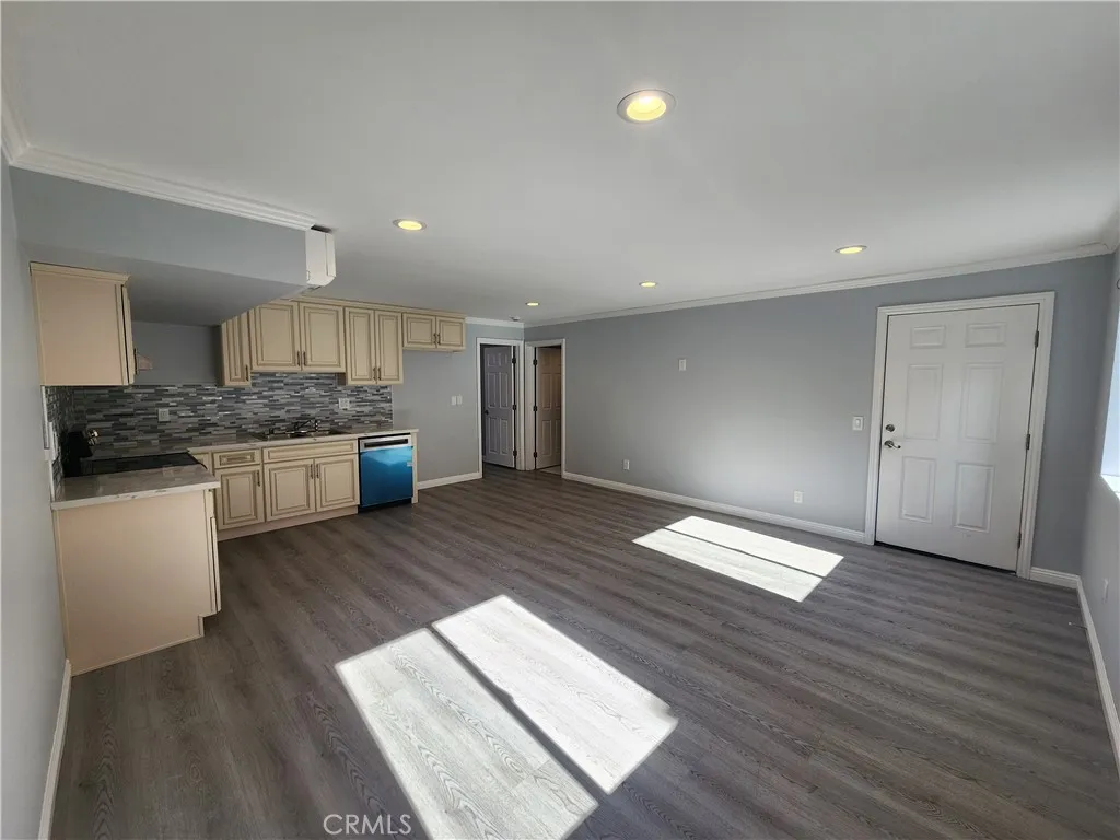 Additional image 16 of 21217 De La Guerra #A, Woodland Hills, CA 91364