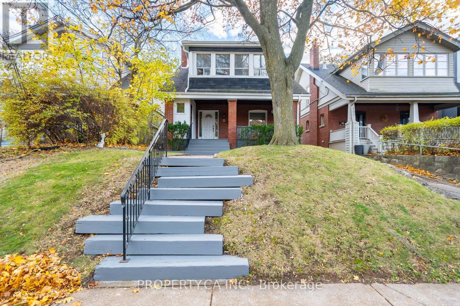 247 ST CLEMENTS AVENUE|Toronto (Yonge-Eglinton), Ontario M4R1H3