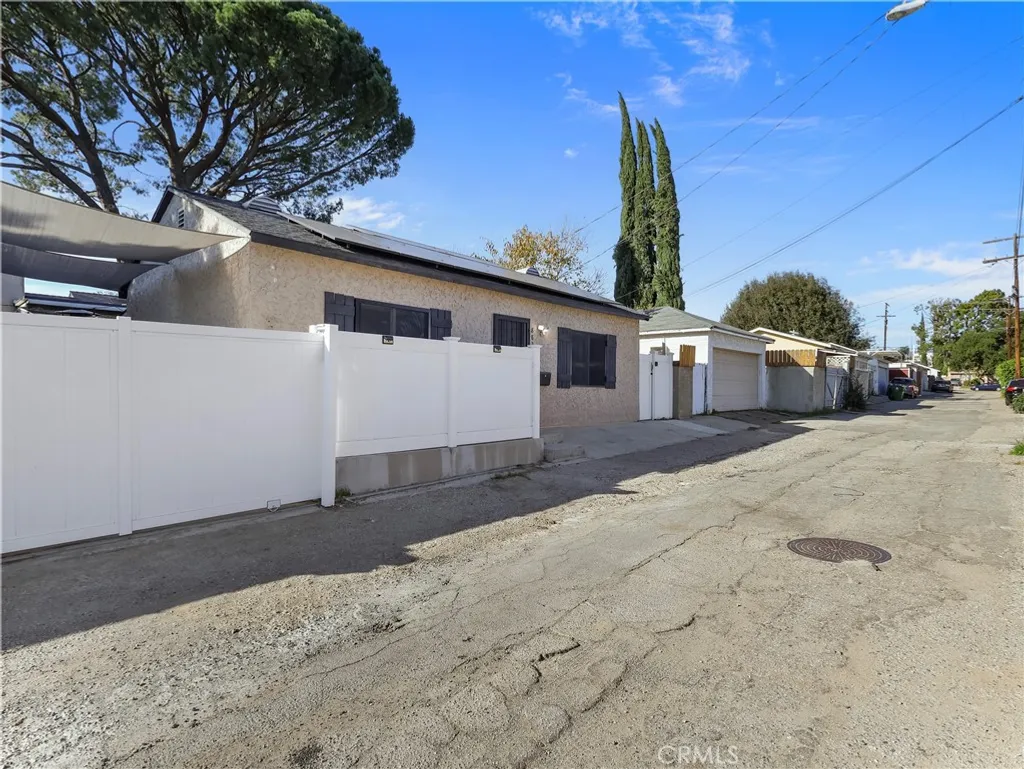 Additional image 30 of 8828 Chimineas Avenue, Northridge, CA 91325