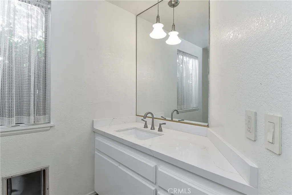 Additional image 9 of 1141 17th St Unit 5, Santa Monica, CA 90403