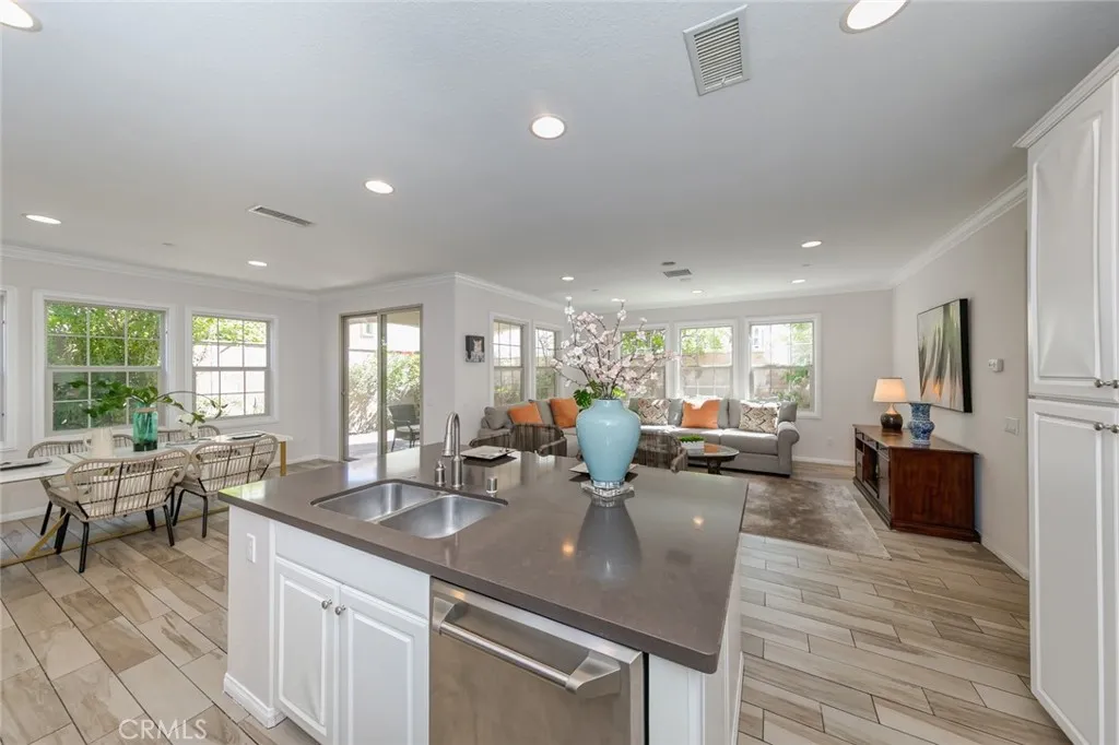 Additional image 40 of 177 Firefly, Irvine, CA 92618