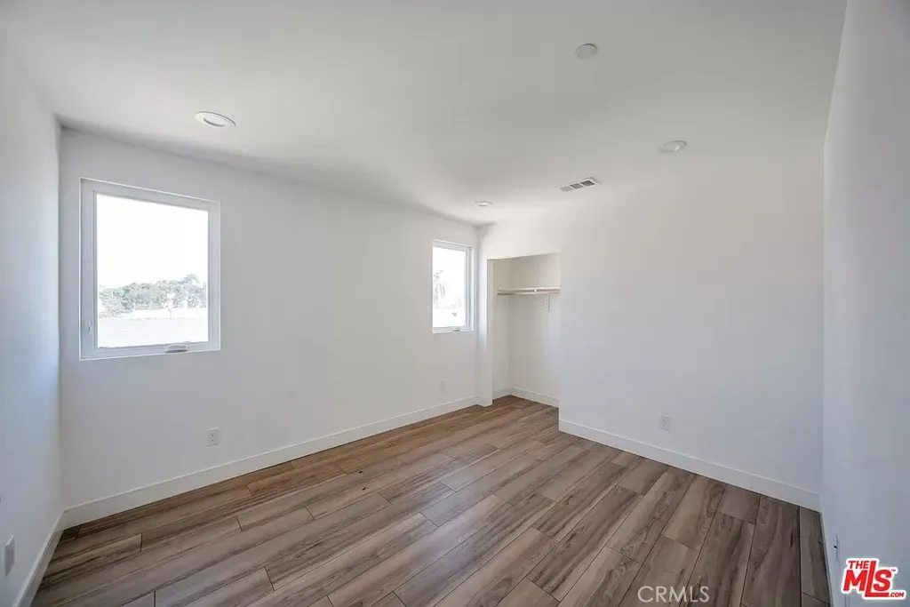 Additional image 118 of 2153 S West View Street, Los Angeles, CA 90016