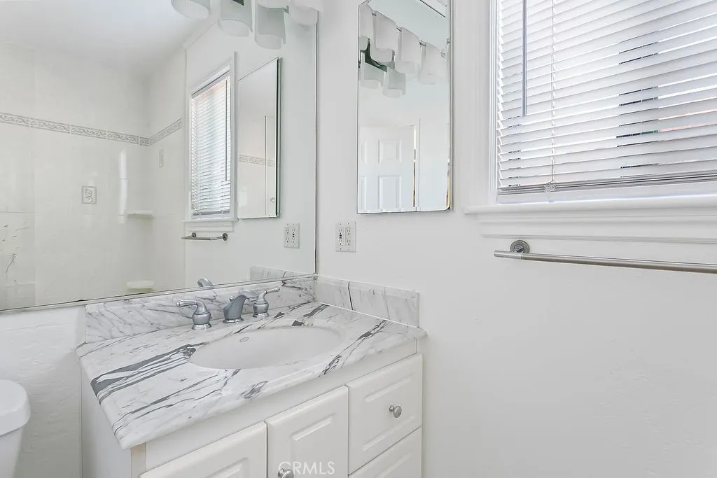 Additional image 42 of 179 Bay Shore Ave, Long Beach, CA 90803