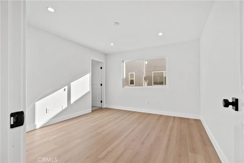 Additional image 52 of 552 Hahn Ave, Glendale, CA 91203