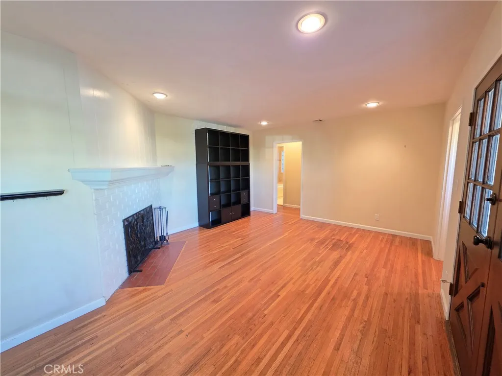 Additional image 30 of 7457 Wish, Lake Balboa, CA 91406