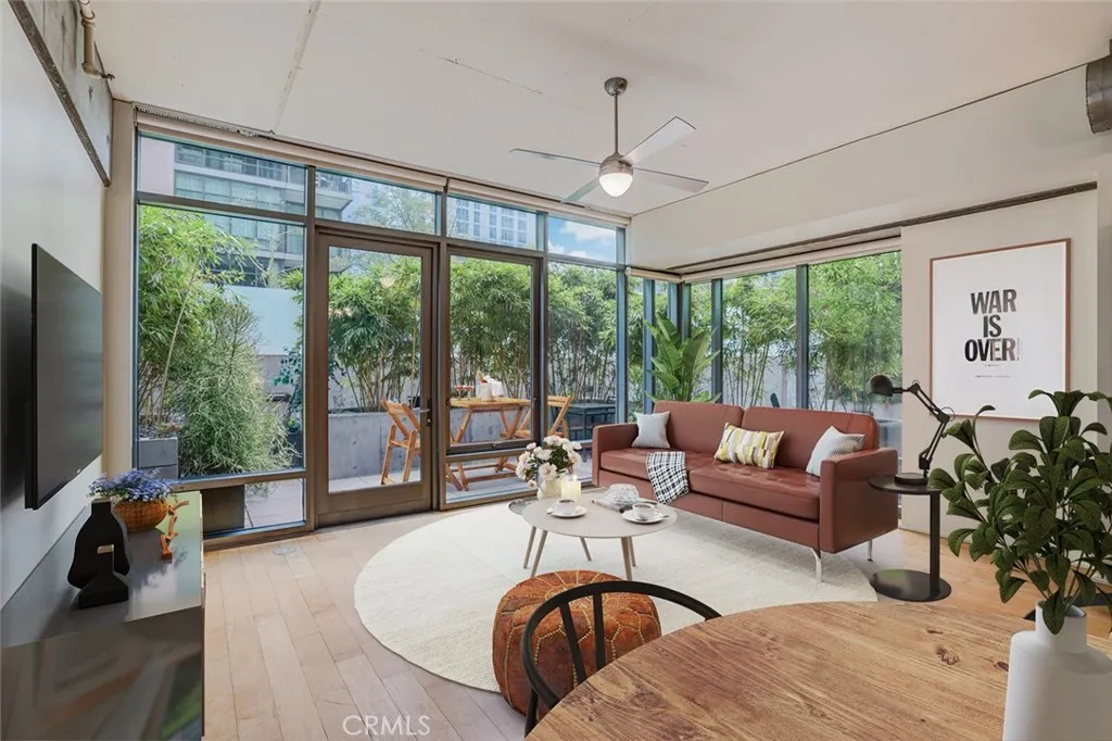 Additional image 16 of 1100 S Hope St, Los Angeles, CA 90015