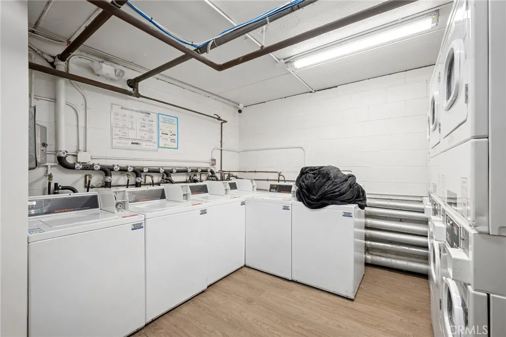 Additional image 42 of 409 Burchett St Unit 119, Glendale, CA 91203