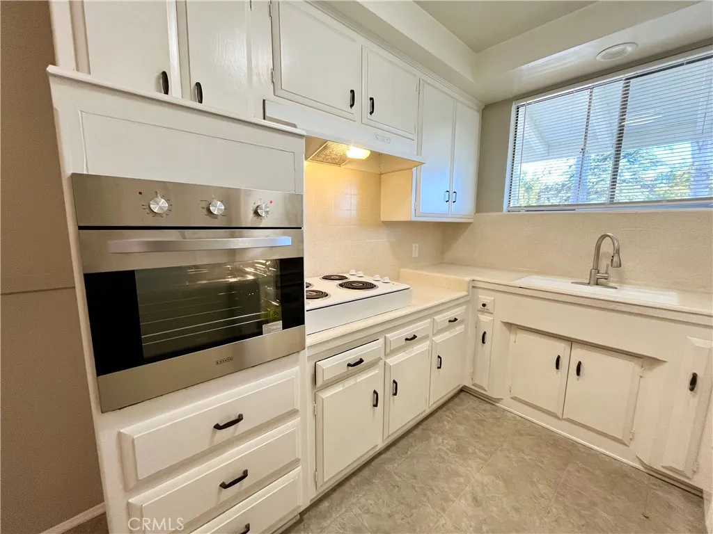 Additional image 7 of 3335 Triangle Place Unit 6, Glendale, CA 91208