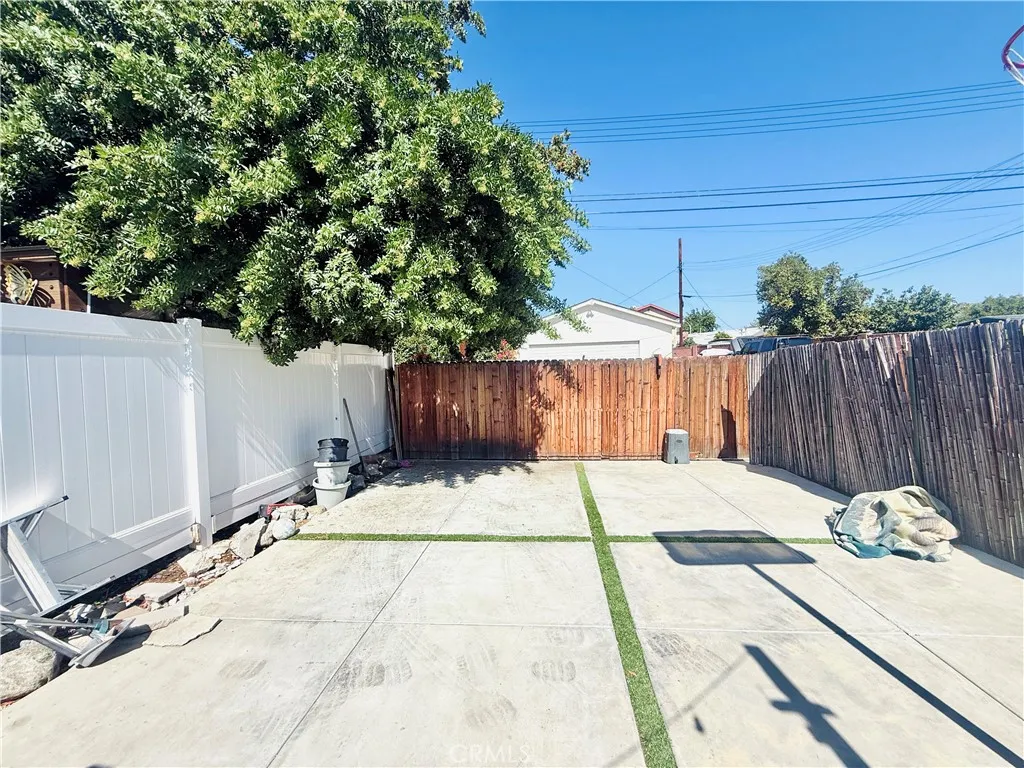 Additional image 26 of 23823 Victory Blvd, West Hills, CA 91307