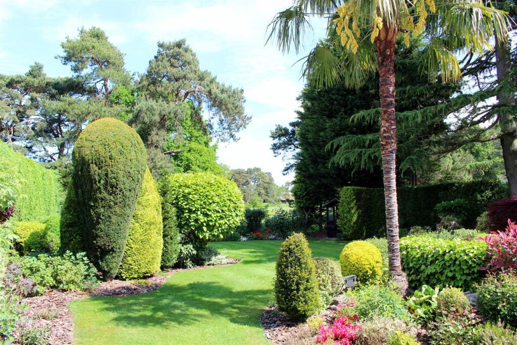 Additional image 12 of Brookmans Avenue, Brookmans Park