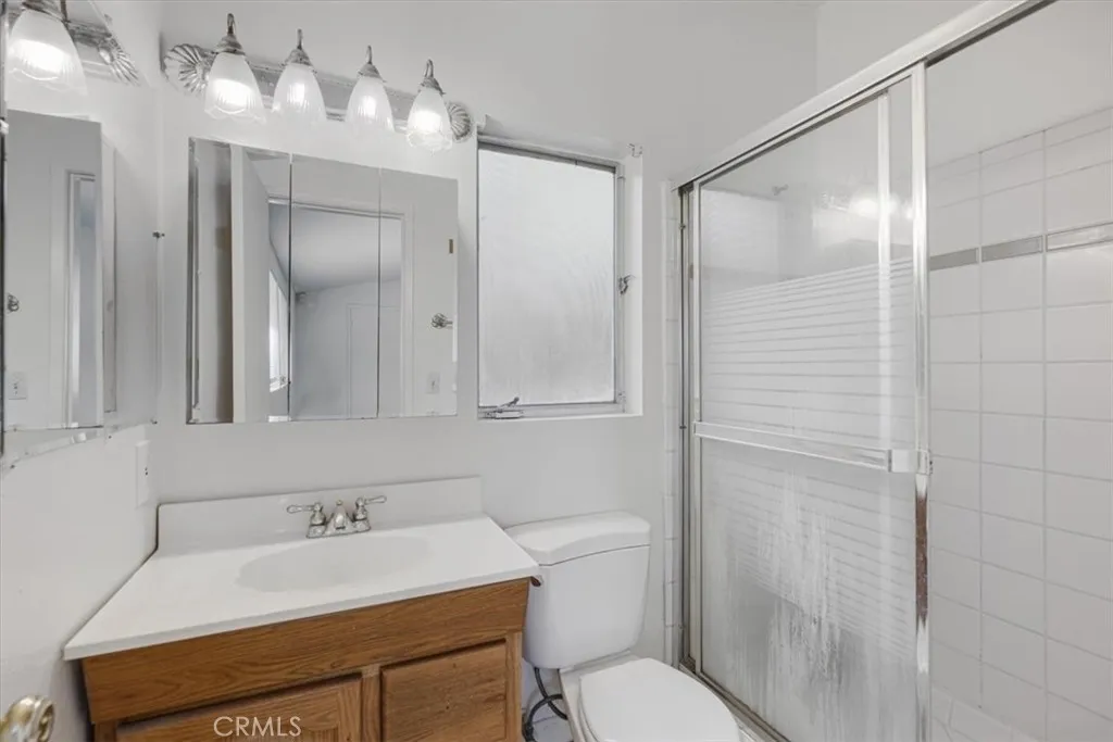 Additional image 25 of 20447 Oxnard Street, Woodland Hills, CA 91367