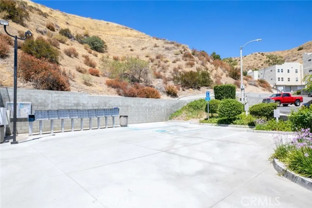 Property image for 18209 Sierra Hwy Unit 30, Canyon Country, CA 91351