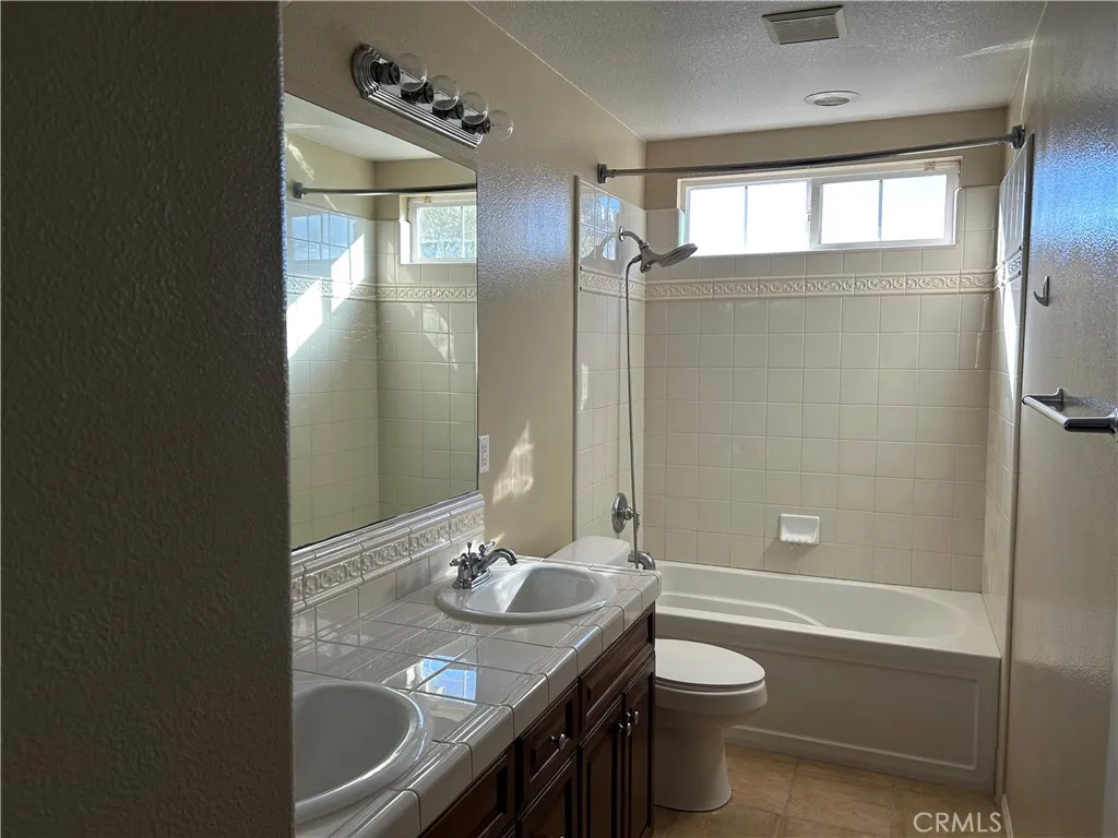 Additional image 10 of 631 Marbella Court, Oxnard, CA 93035