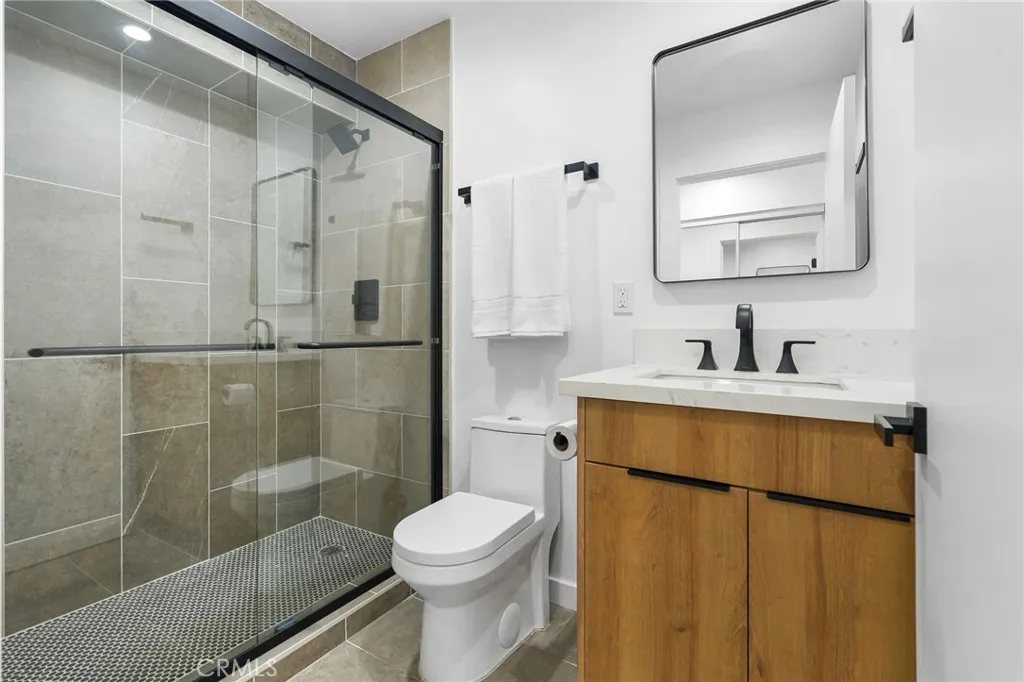 Additional image 40 of 121 S Coronado St, Los Angeles, CA 90057