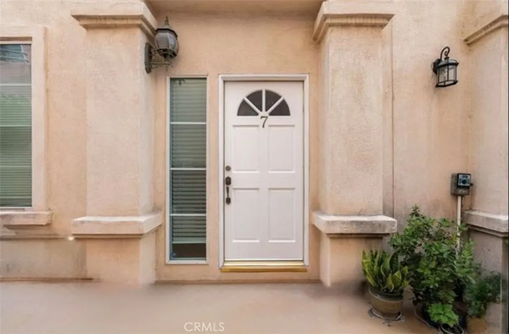 Additional image 2 of 4838 Elmwood Ave Unit 7, Los Angeles, CA 90004